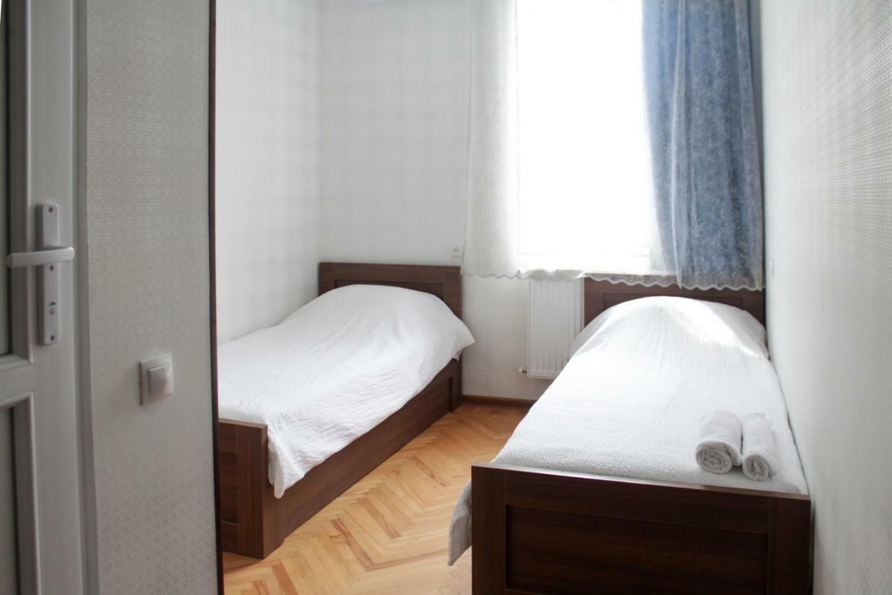 Bagration Hotel Gori Ngoại thất bức ảnh